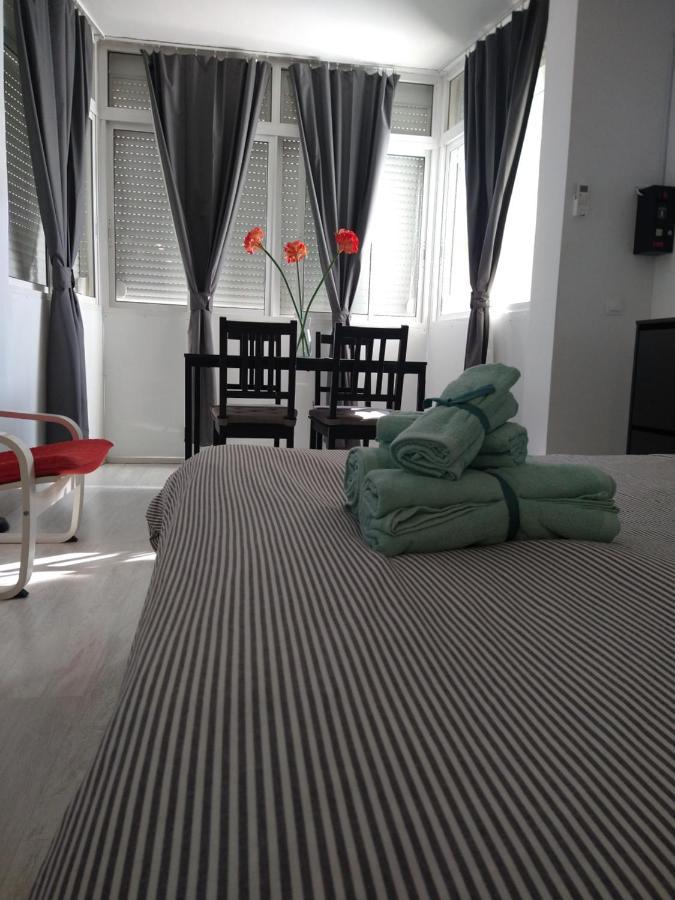 Amplio Estudio,Vista Mar Y Montana, A Pasos Del Centro Τορρεμολίνος Εξωτερικό φωτογραφία