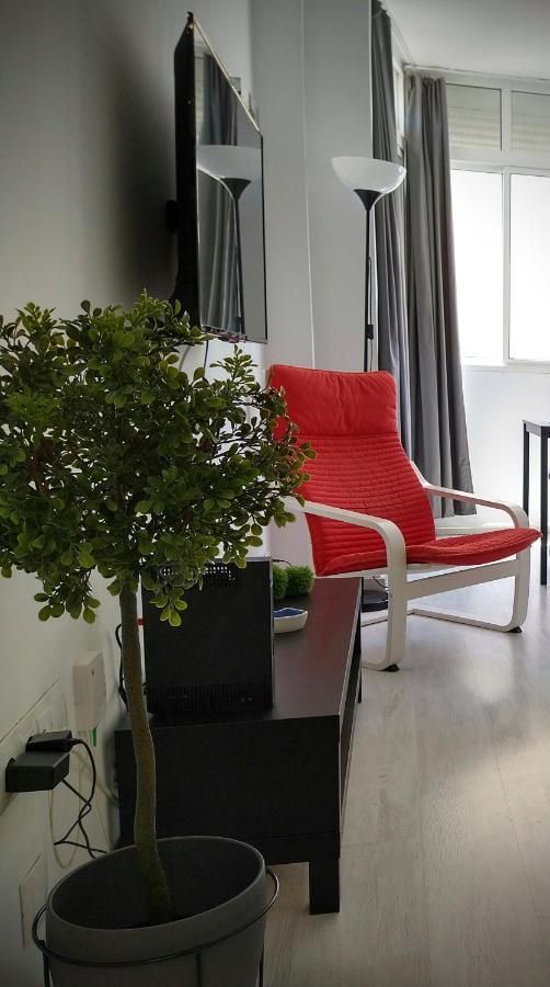 Amplio Estudio,Vista Mar Y Montana, A Pasos Del Centro Τορρεμολίνος Εξωτερικό φωτογραφία