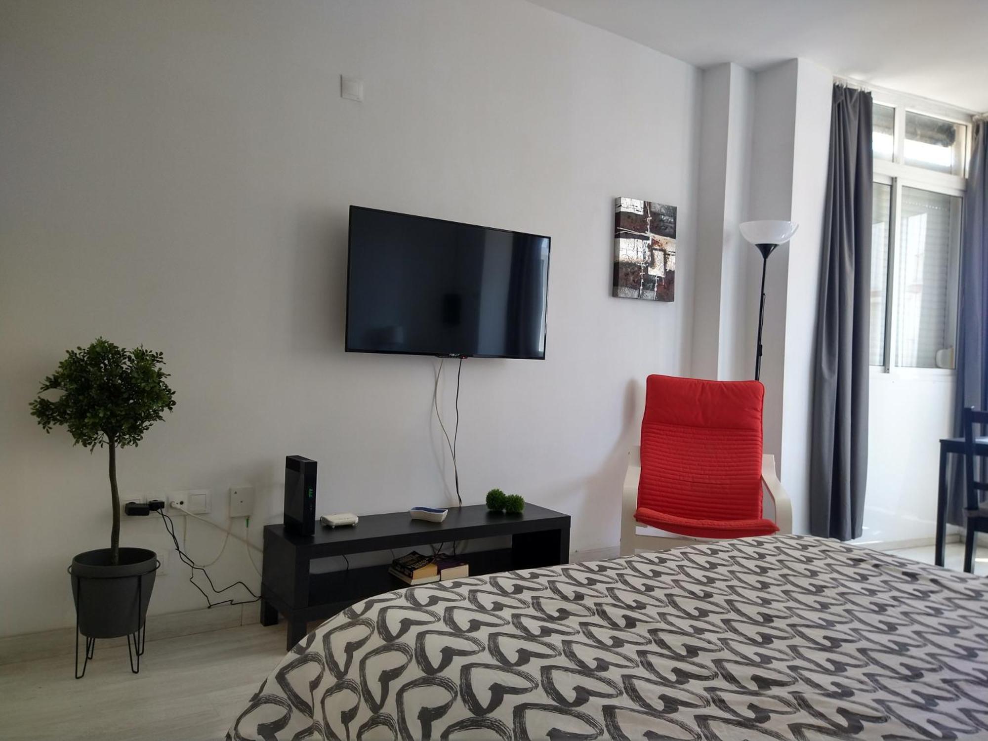 Amplio Estudio,Vista Mar Y Montana, A Pasos Del Centro Τορρεμολίνος Δωμάτιο φωτογραφία